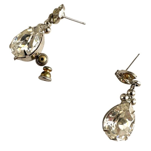 Art Deco Style Tear Drop Clear Rhinestone Earrings With Leaf Accents For Pierced - Picture 9 of 9